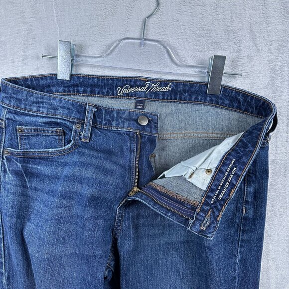 Universal Thread Women's Taper Leg Jeans Raw Hem Stretch Blue Size 12/31R - Picture 4 of 11